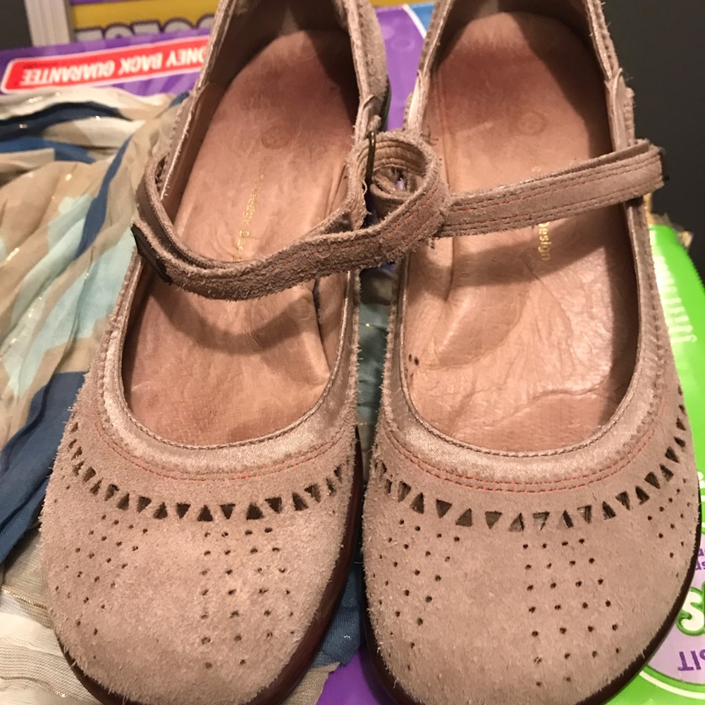 Jambu clogs